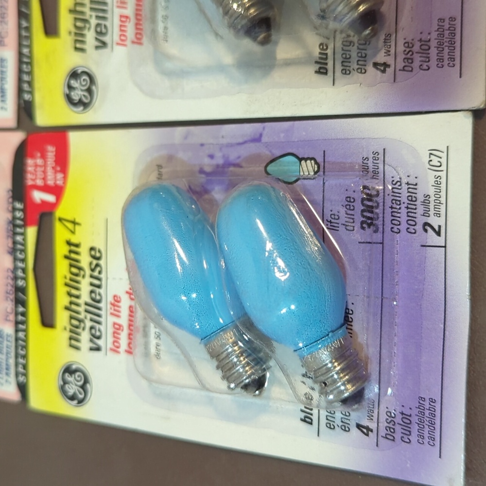 Lot of 4 Two Packs of GE 4C7 Pink And Blue Pastel Nightligt 4 Watt Candelabra - Picture 3 of 7
